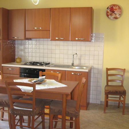 Rosy'S Apartments Trappeto  Dış mekan fotoğraf