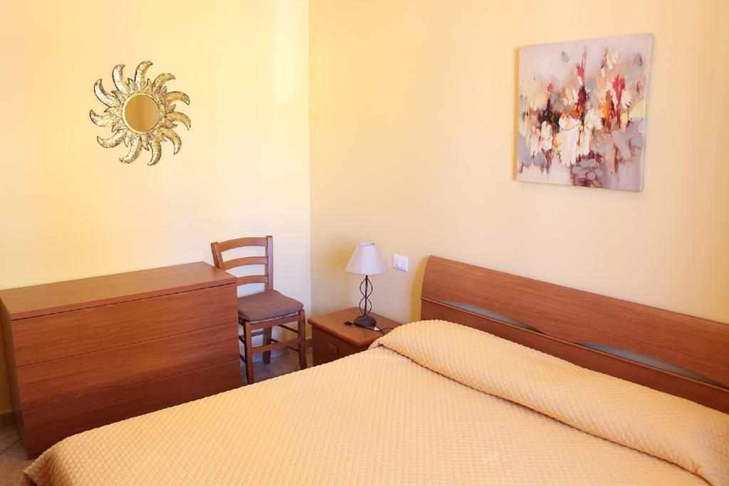 Rosy'S Apartments Trappeto  Dış mekan fotoğraf
